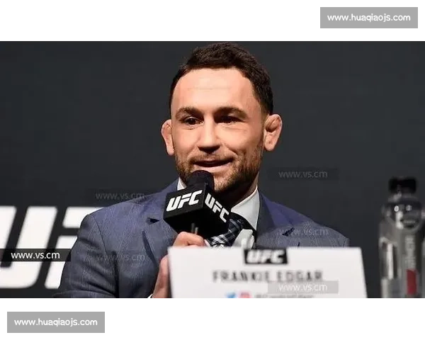 以霍洛威对决奥尔多为核心的羽量级王座更迭经典之战解析 以霍洛威对决奥尔多为核心的羽量级王座更迭经典之战解析