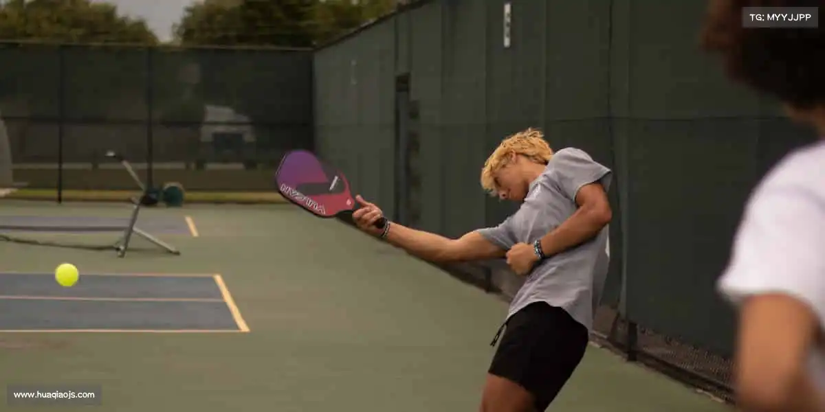 <strong>ued官网</strong>无论是赛场还是生活，都要全力以赴！⚽️